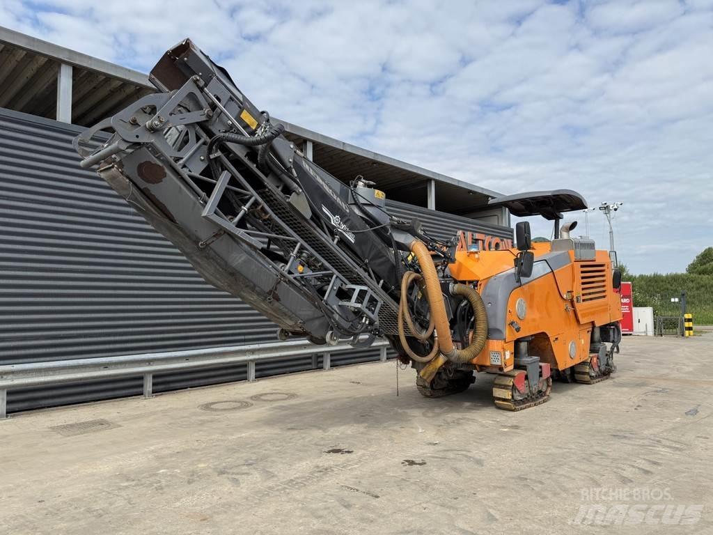Wirtgen W 100 FI Fresa a freddo per asfalto