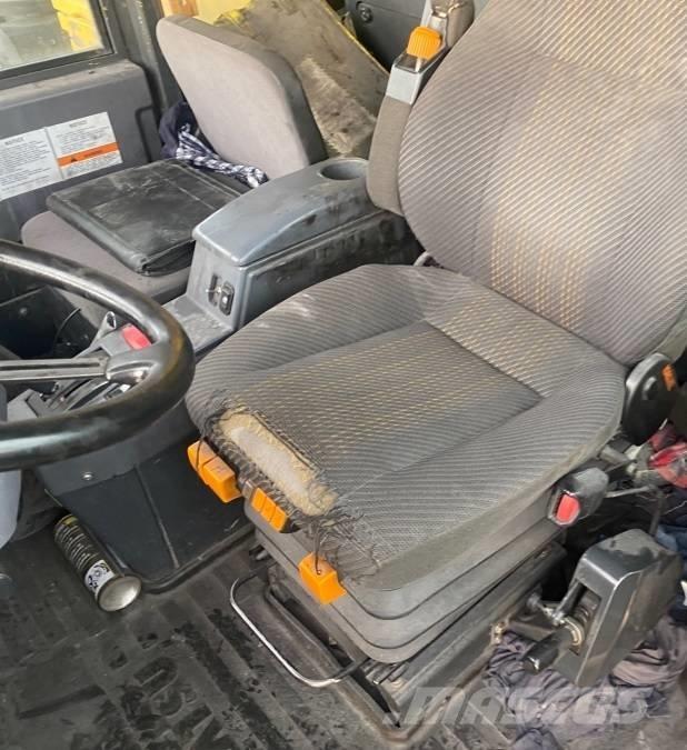 Komatsu HD 405-7 Dumper a telaio rigido