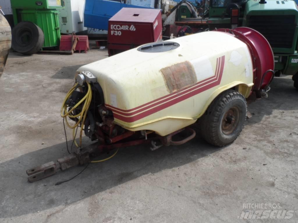 Hardi 1000 Irroratrici trainate