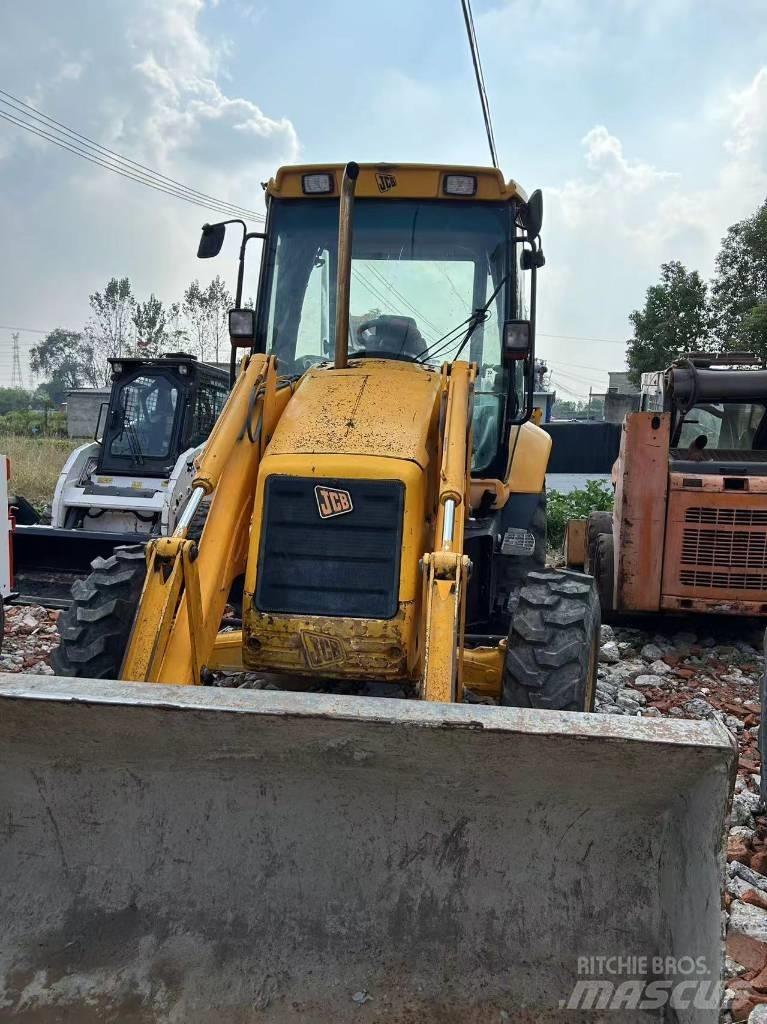 JCB 3 CX Terne