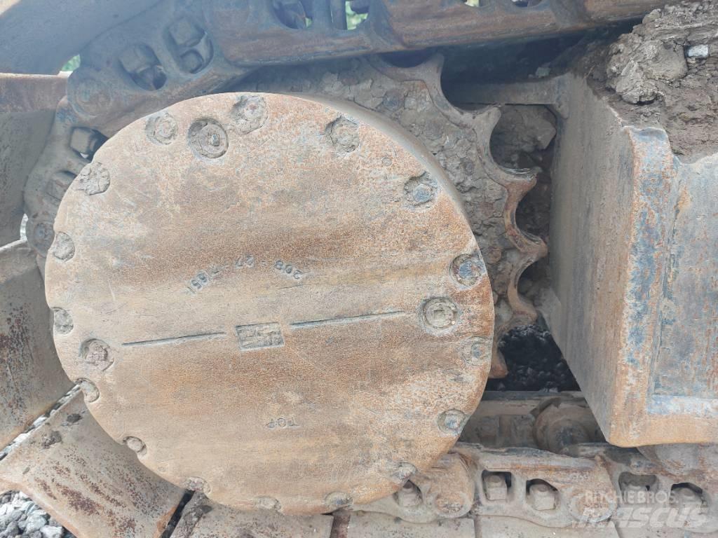 Komatsu PC490LC-11 Escavatori cingolati