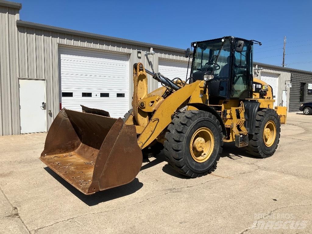 CAT 918 M Pale gommate