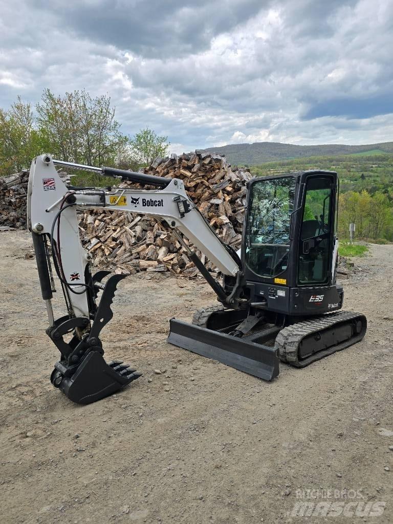 Bobcat E35 Miniescavatori