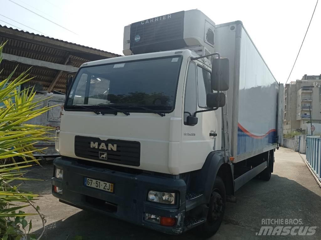 MAN LE 15.220 Camion a temperatura controllata