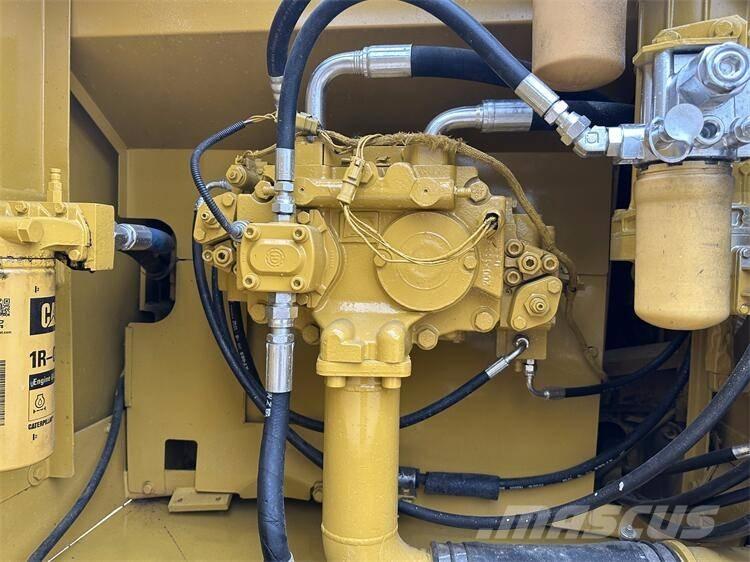 CAT 326D Escavatori cingolati