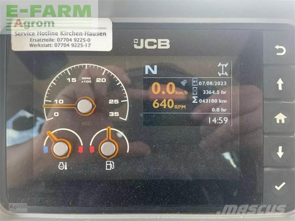 JCB fastrac 4220 Trattori