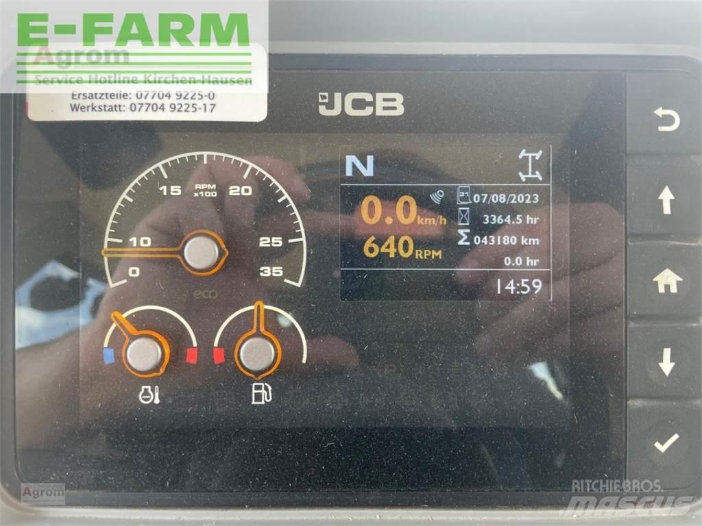 JCB fastrac 4220 Trattori