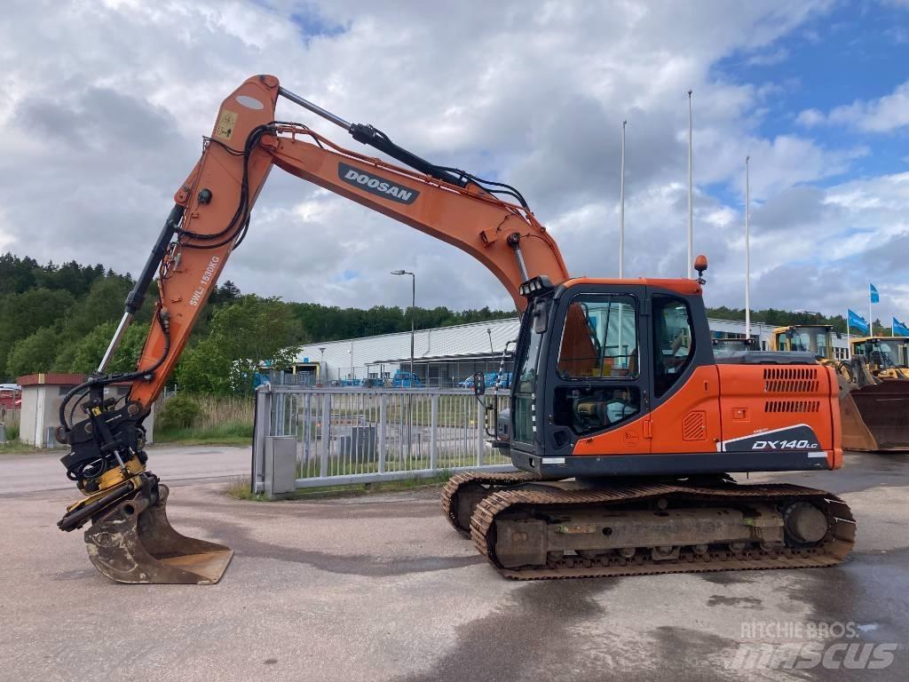 Doosan DX 140 LC-3 Escavatori cingolati