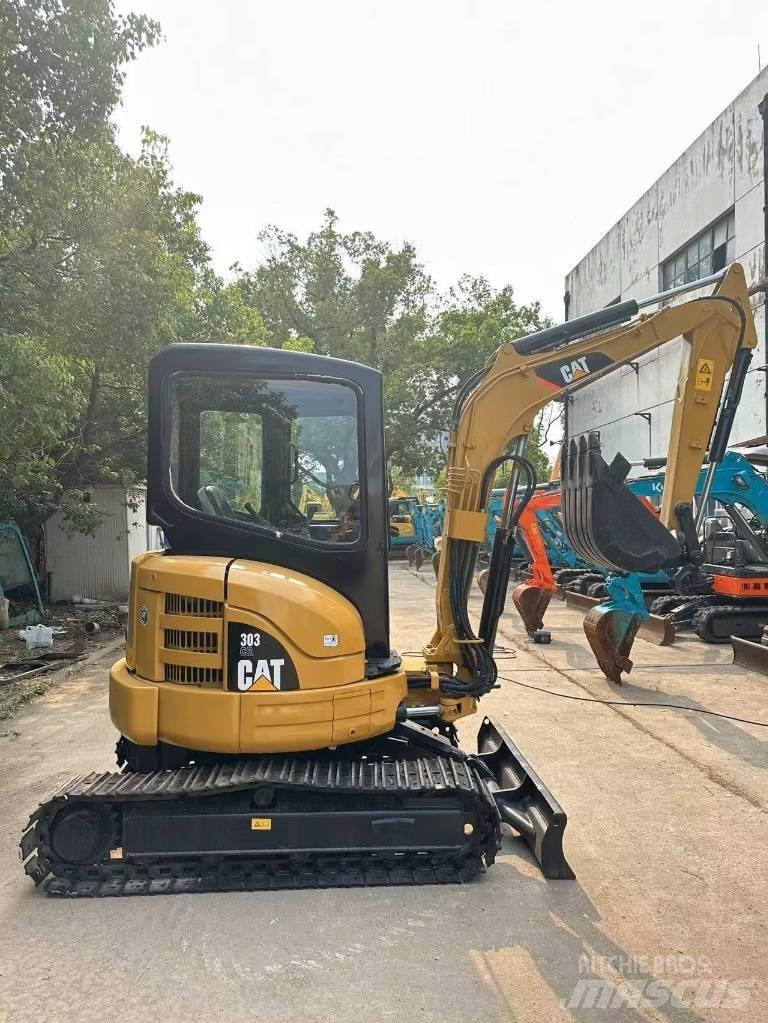 CAT 303 CR Miniescavatori
