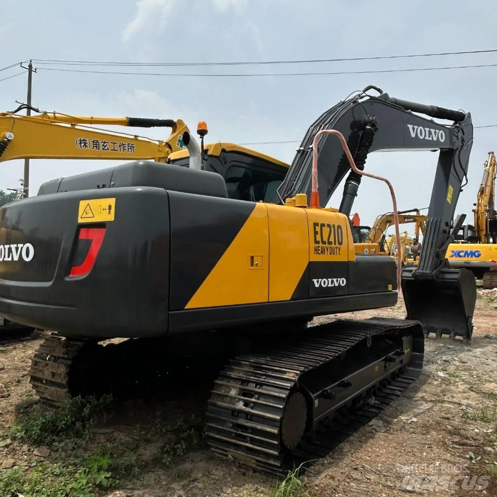 Volvo 210 Escavatori cingolati