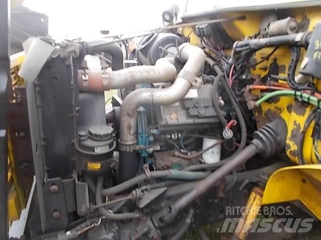 International 4900 Autogru