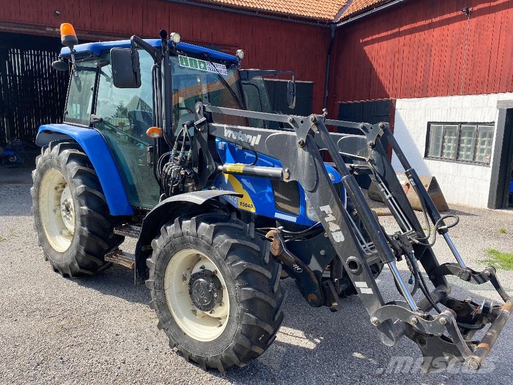 New Holland T 5040 Trattori