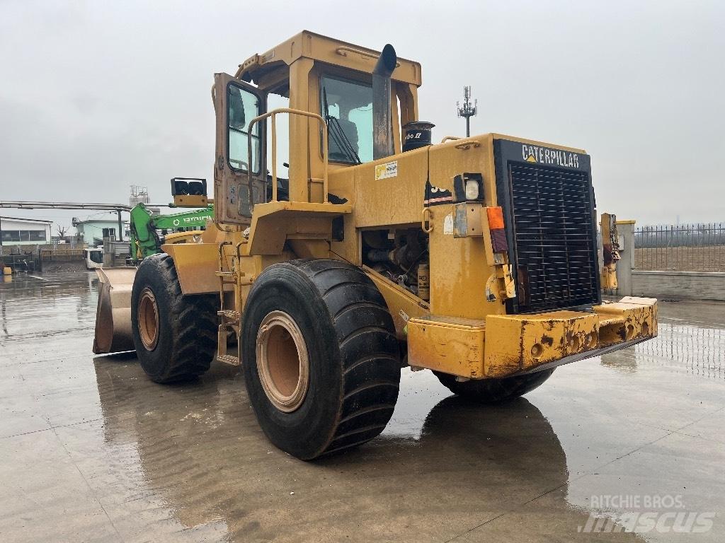 CAT 950 F Pale gommate