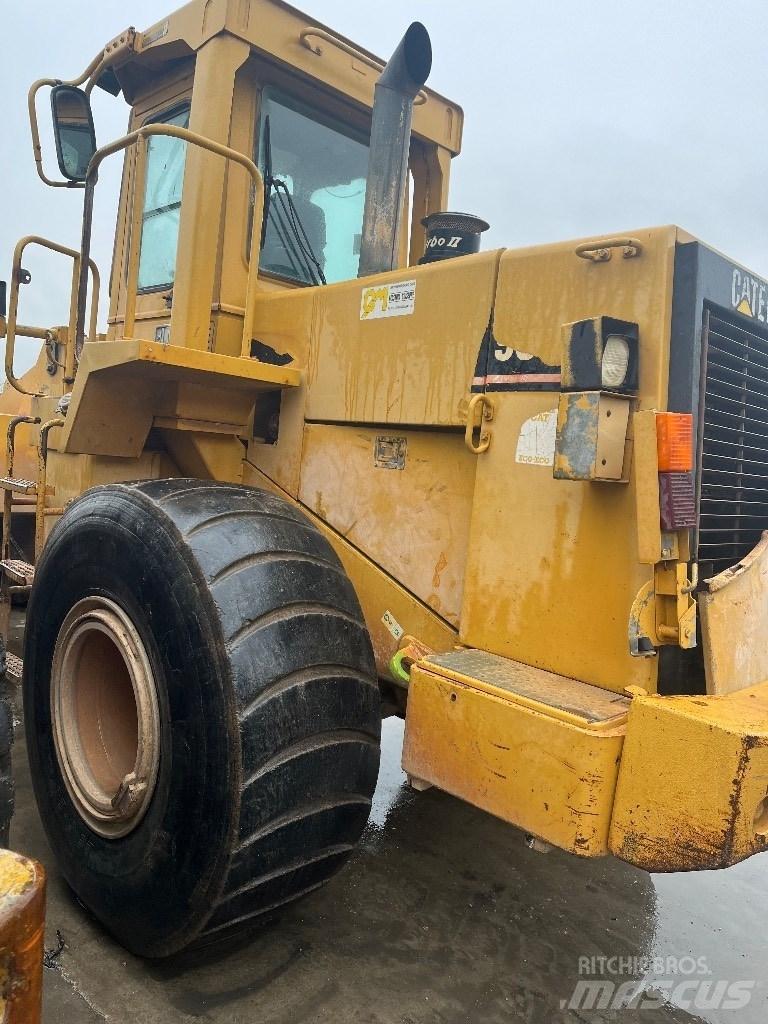 CAT 950 F Pale gommate