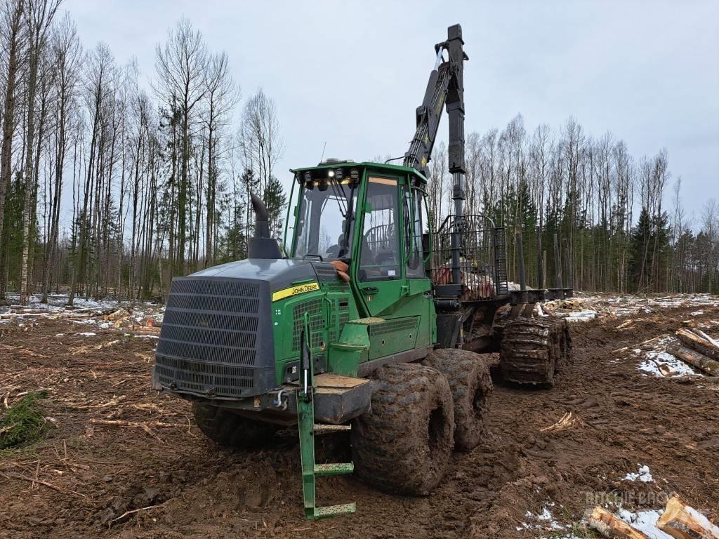 John Deere 1210 G Forwarder