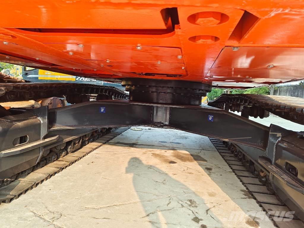 Doosan DX 300 LC Escavatori cingolati