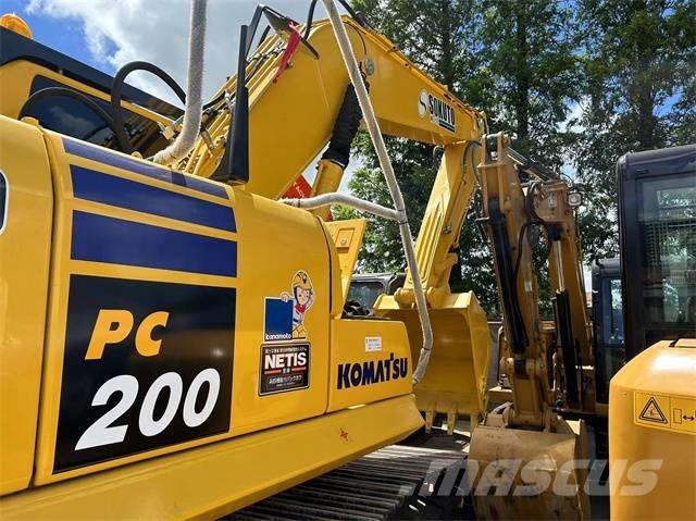 Komatsu PC 200-8 Escavatori cingolati