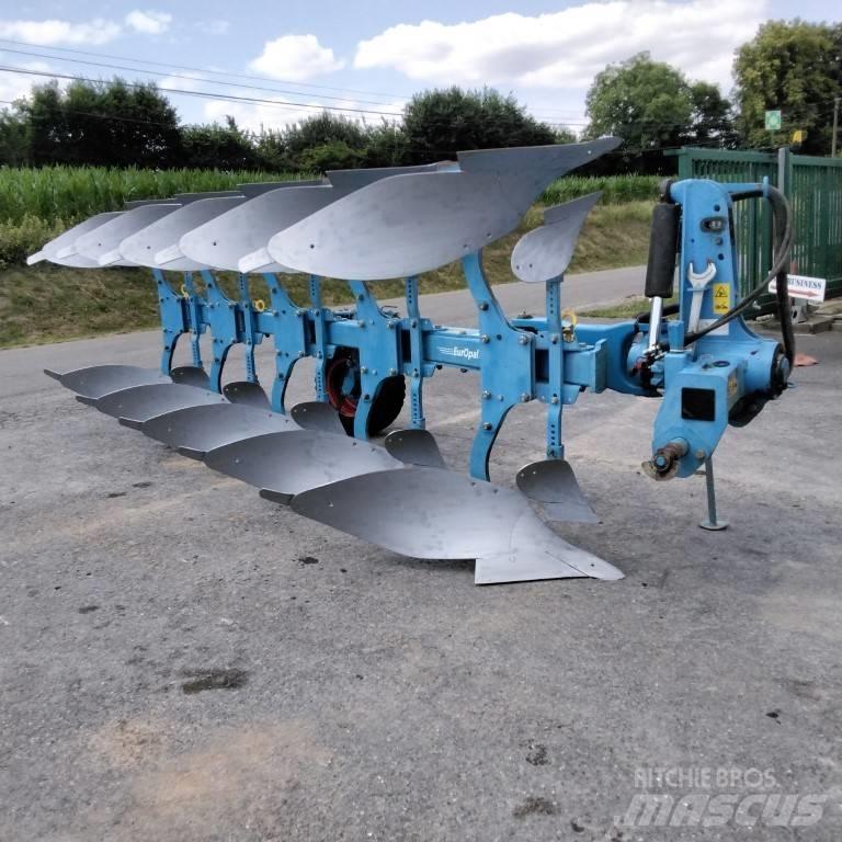 Lemken EurOpal 8 Aratri reversibili