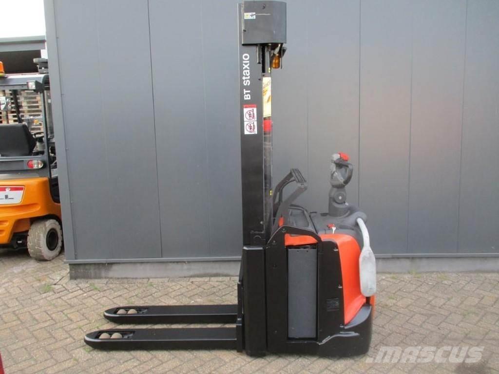 BT SPE 140L Transpallet uomo a terra