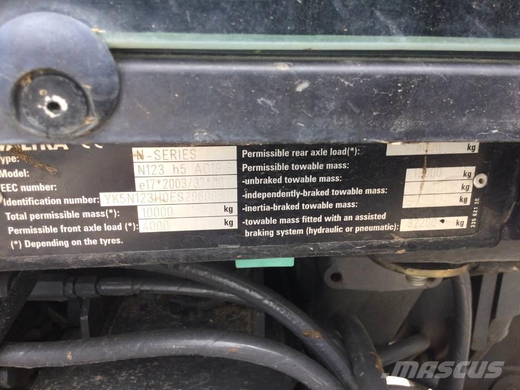 Valtra N123 Trattori