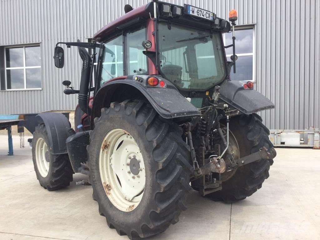 Valtra N123 Trattori
