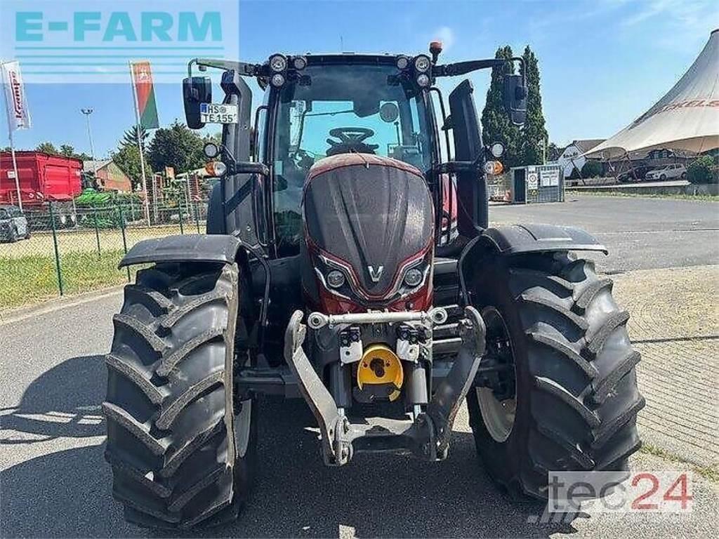Valtra n 155 ed Trattori