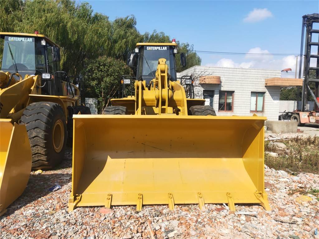 CAT 966 H Pale gommate