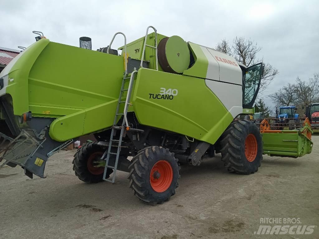 CLAAS Tucano 340 Mietitrebbiatrici