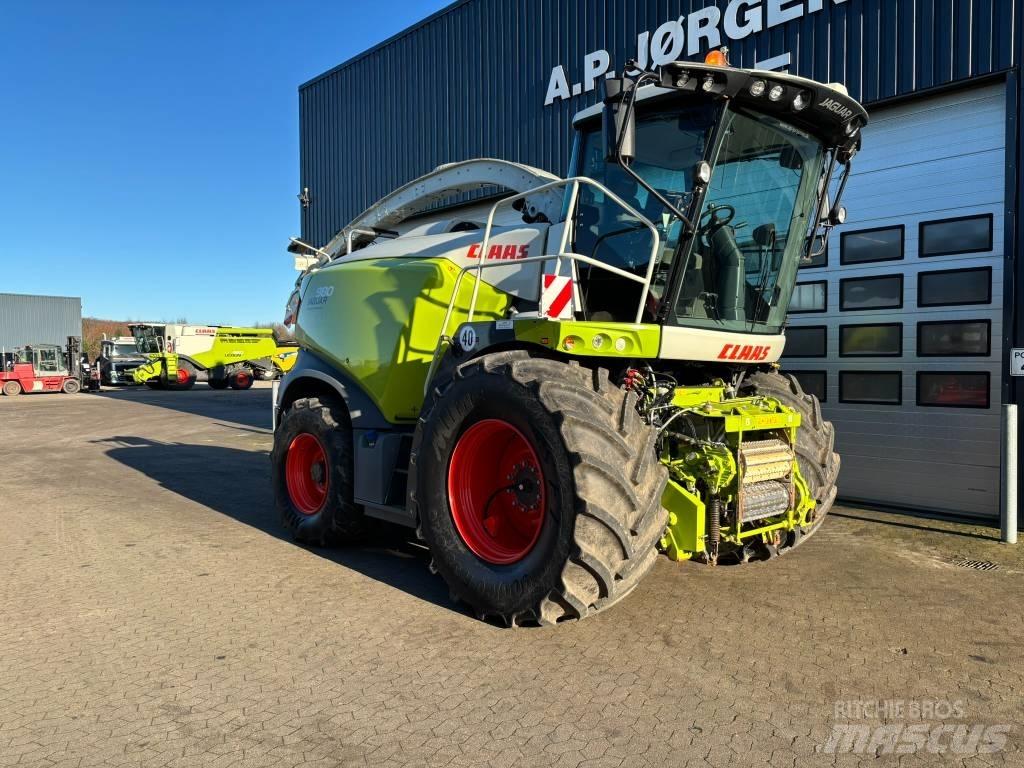 CLAAS Jaguar 980 Trince semoventi