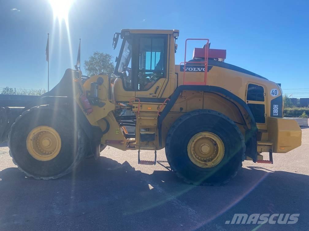 Volvo L 180 H Pale gommate