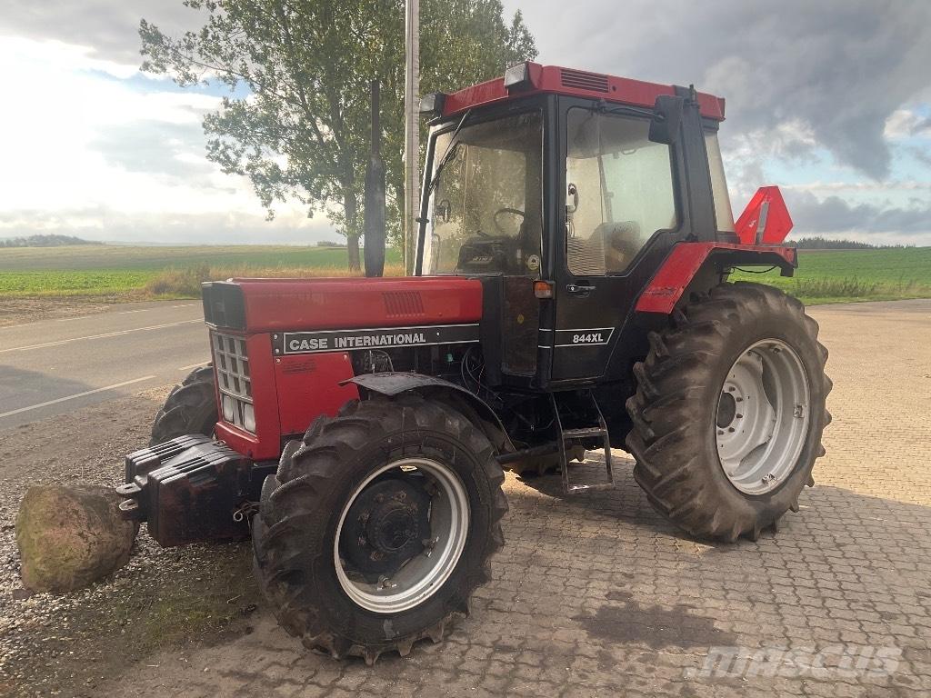 Case IH 844 xla Trattori
