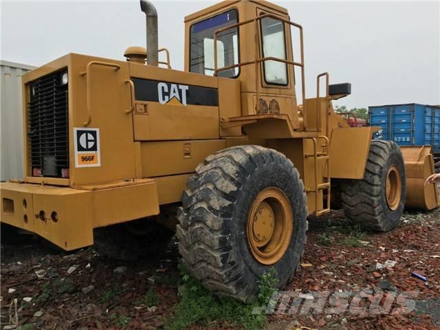 CAT 966 F Pale gommate