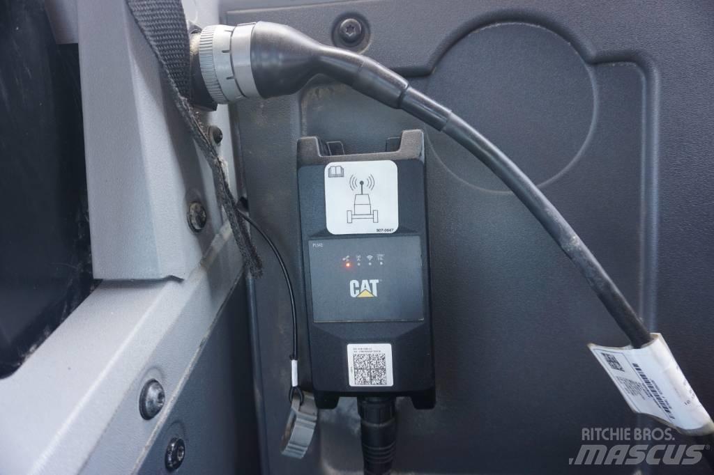 CAT 972 K Pale gommate