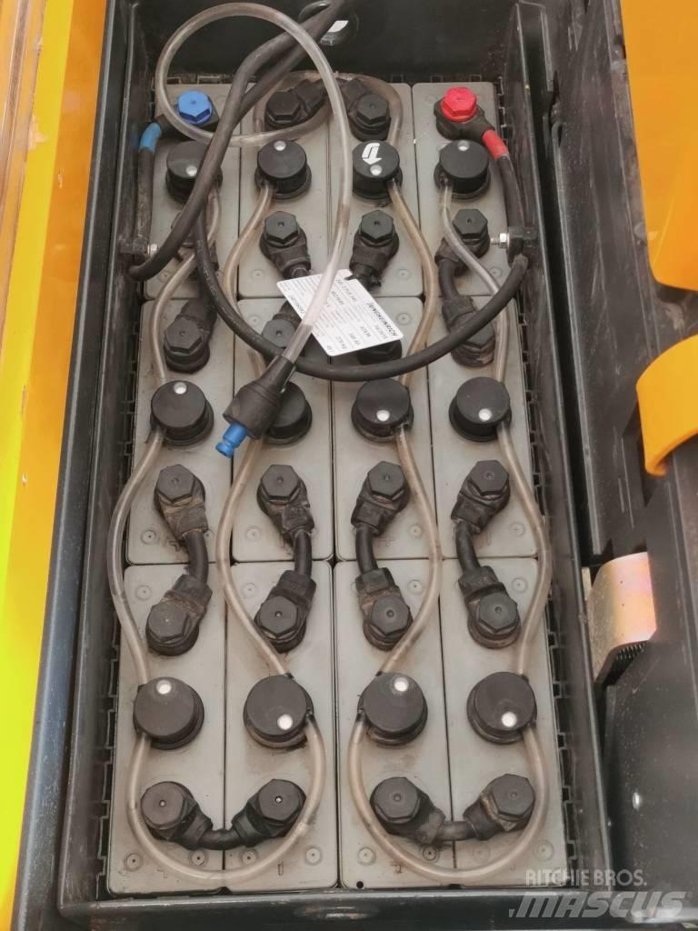 Jungheinrich ERC 214 Carelli stoccatori  automatici-usati