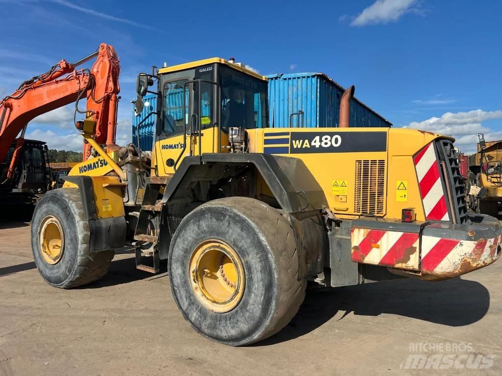 Komatsu WA 480-5H Pale gommate