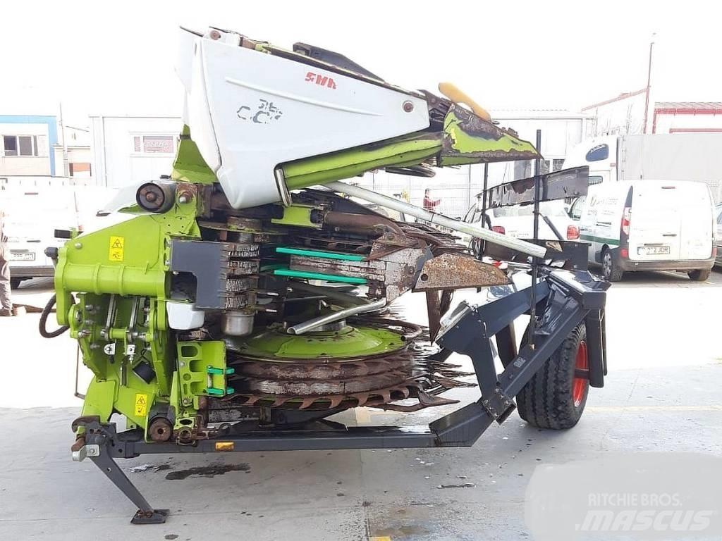 CLAAS Orbis 900 AC Testate per mietitrebbie