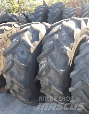  Pneus 13.6R28 Pneumatici, ruote e cerchioni