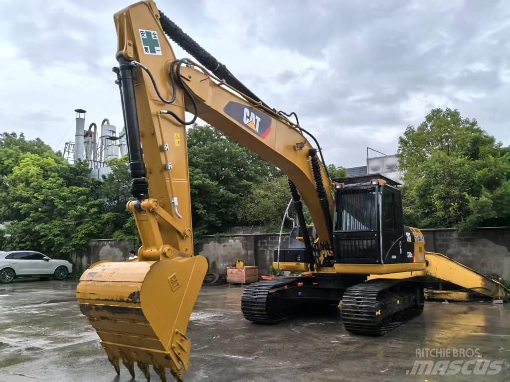 CAT 320D2 Escavatori medi 7t - 12t