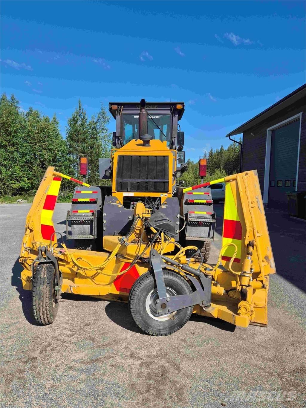 Veekmas RG 286 6WD Motorgraders