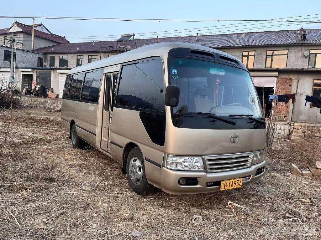 Toyota Coaster Autobus interurbani