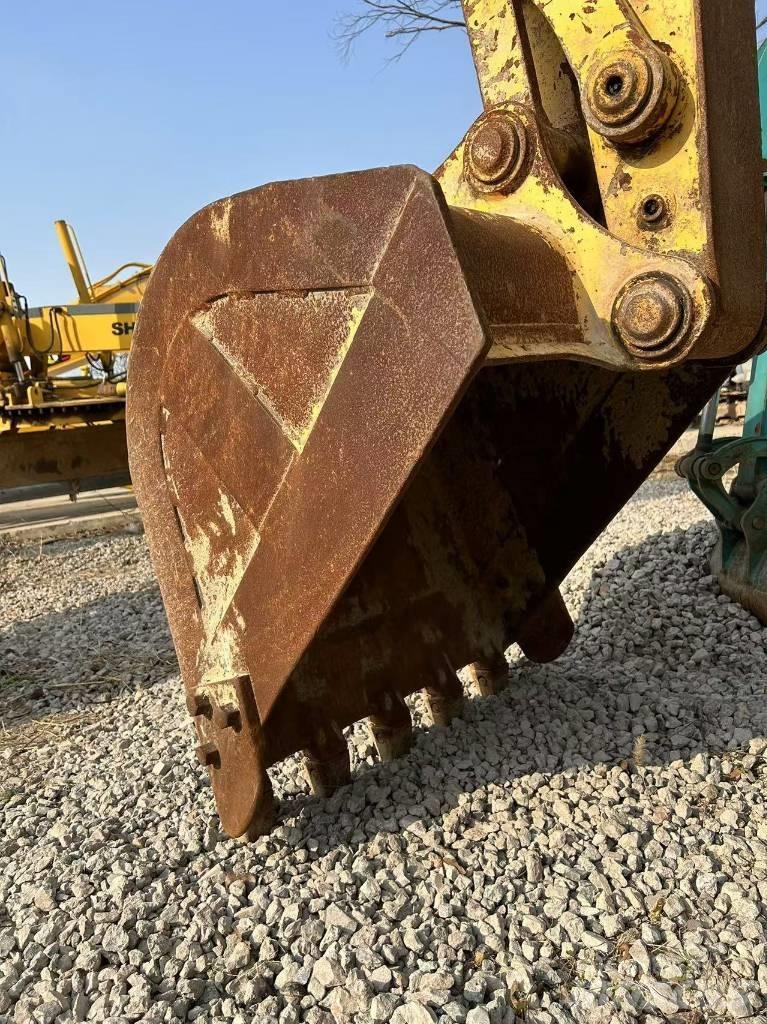 Komatsu PC70 Escavatori cingolati