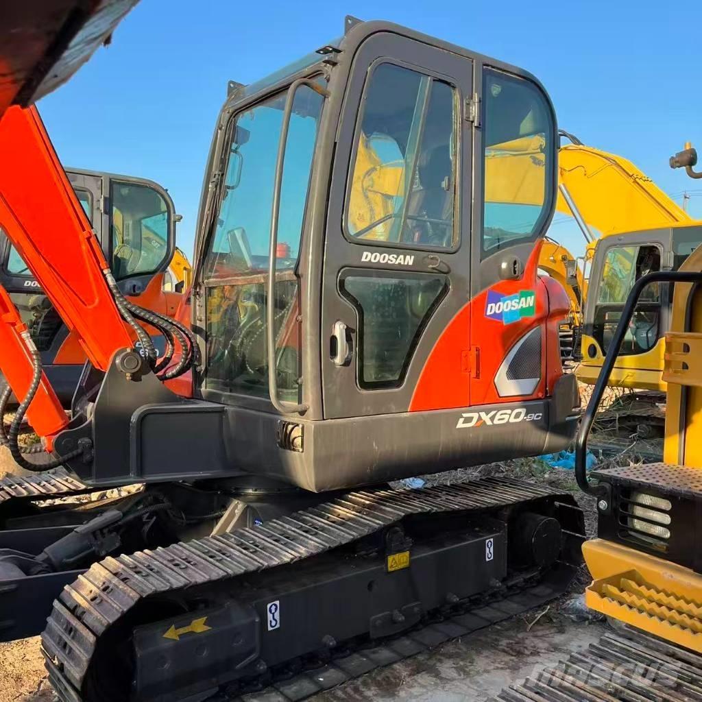 Doosan DX 60 Miniescavatori