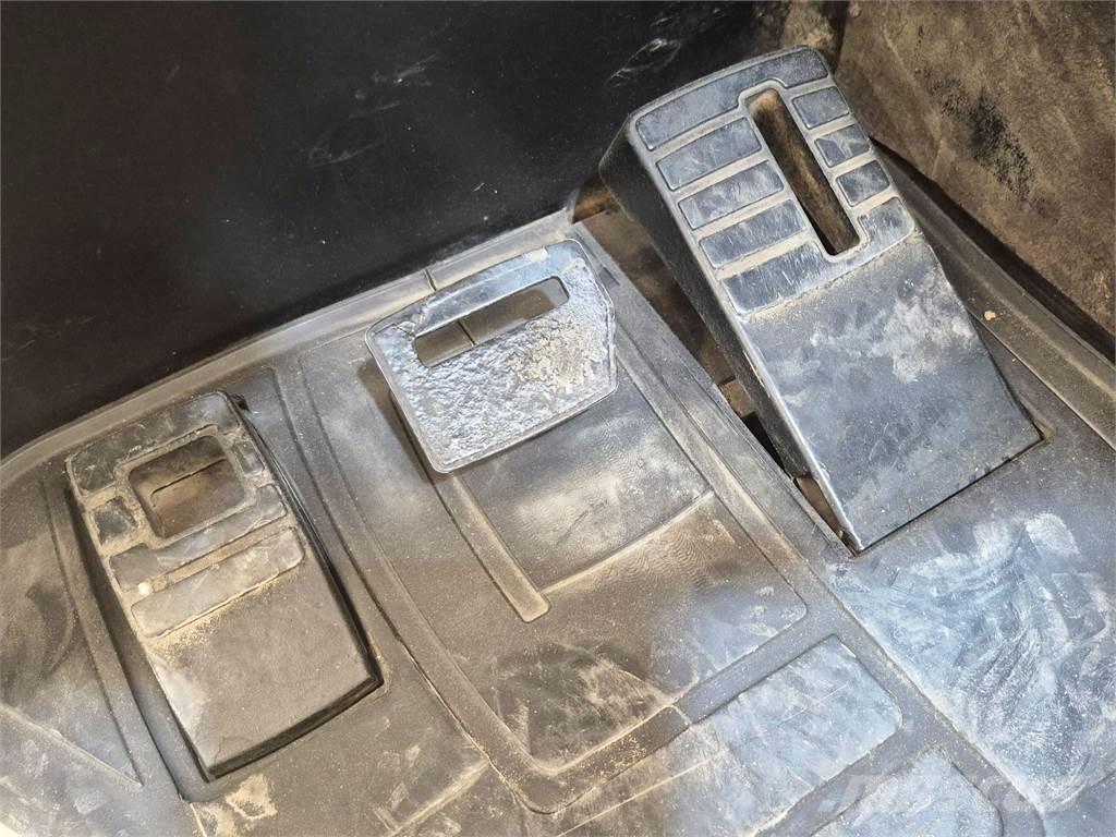 Mitsubishi RB16NH Carrello retrattile
