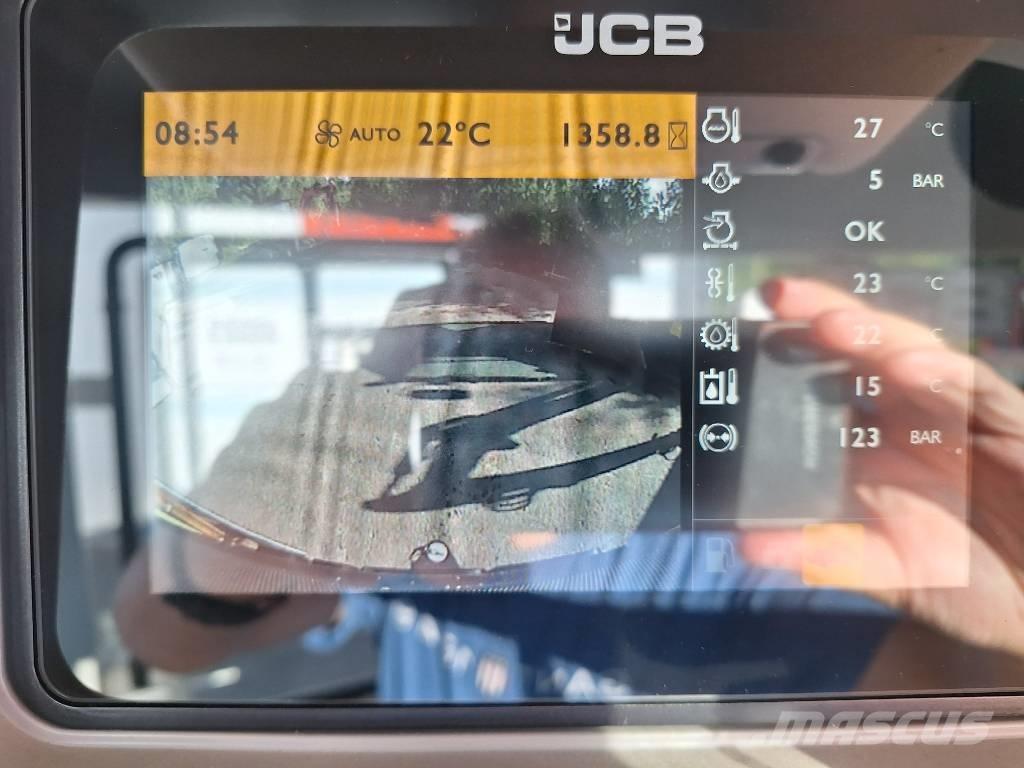 JCB 413 S Pale gommate