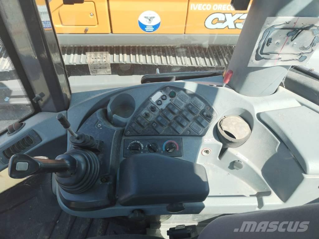 New Holland W 130 Pale gommate