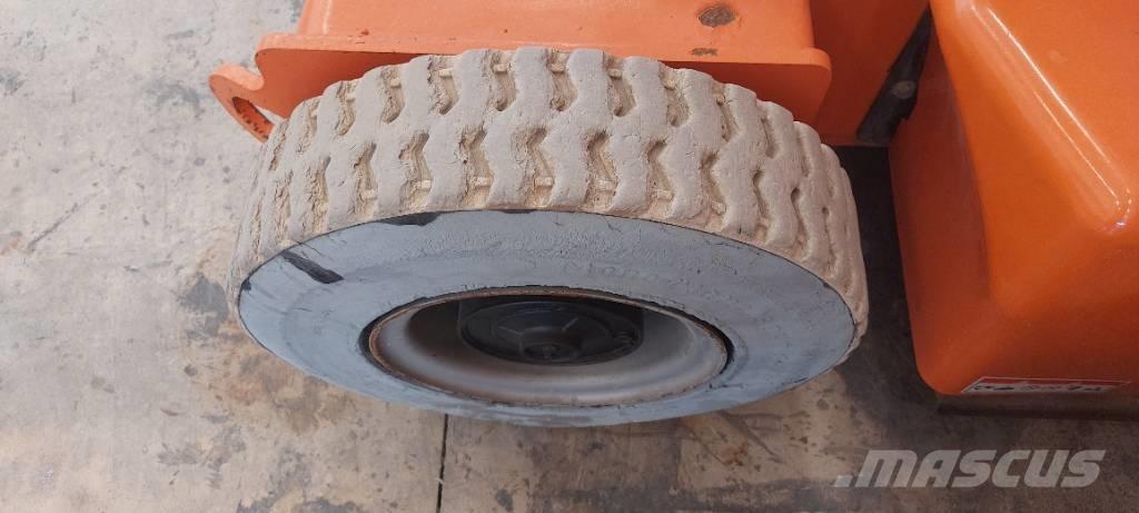JLG E 400 AJPN Piattaforme a braccio articolato