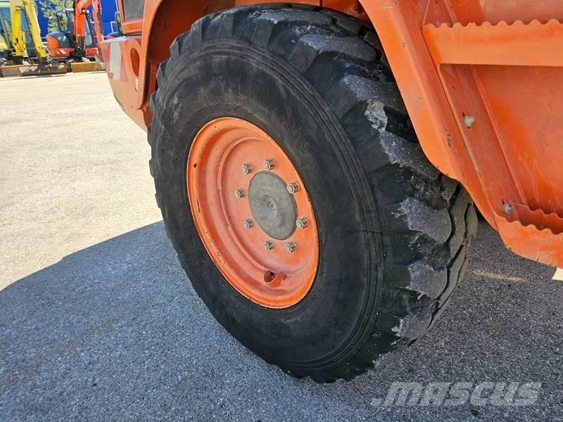 Volvo L 30 G Pale gommate