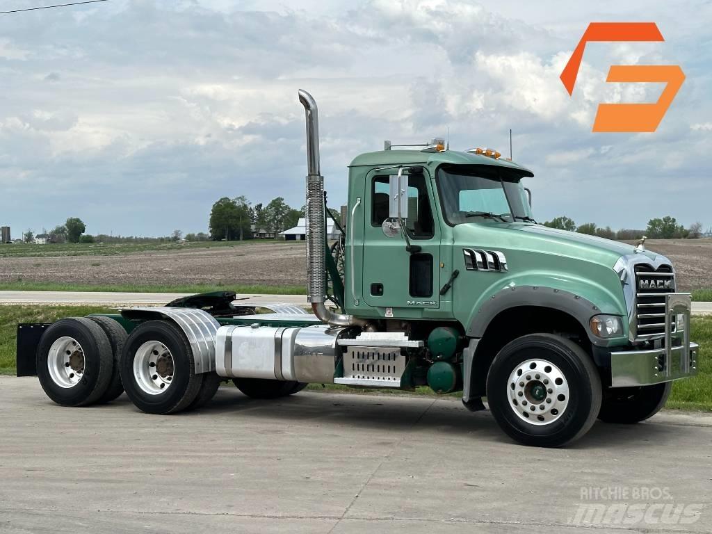 Mack GU713 Motrici e Trattori Stradali