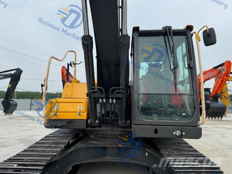 Volvo EC 220 D Escavatori cingolati