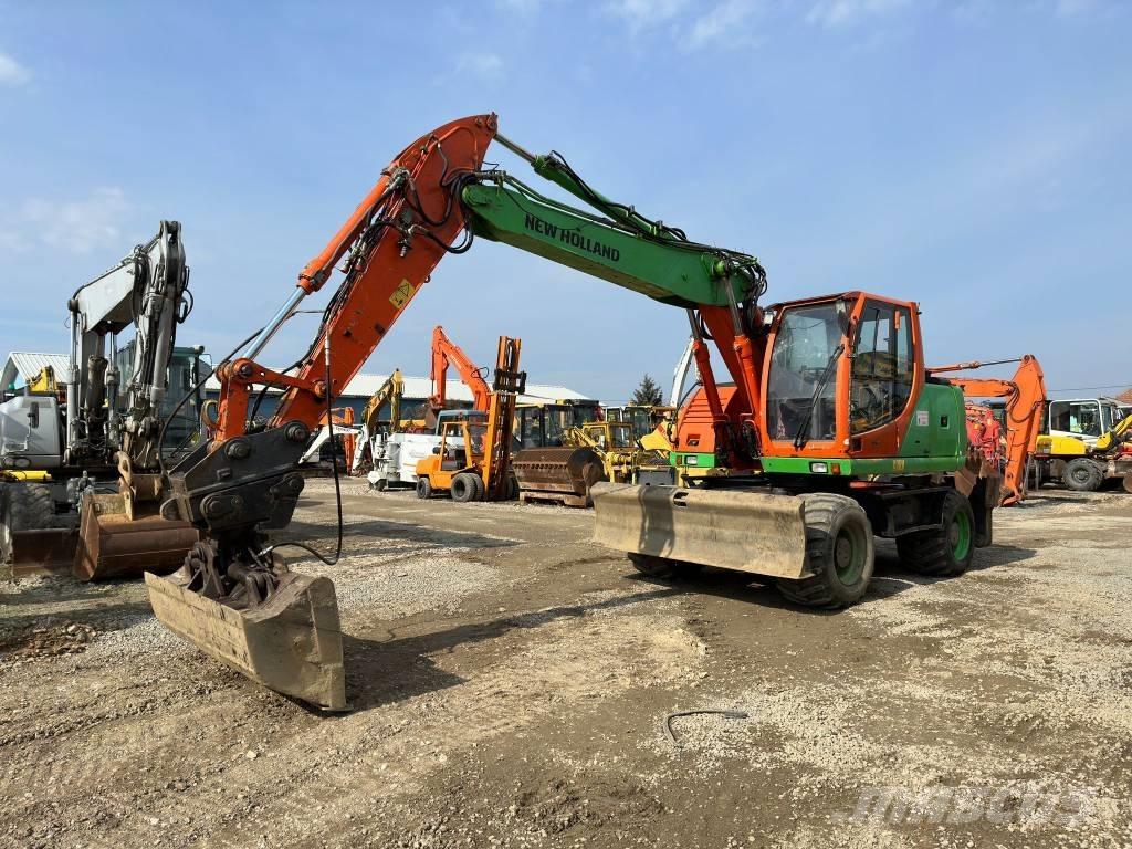 New Holland MH Plus Escavatori gommati